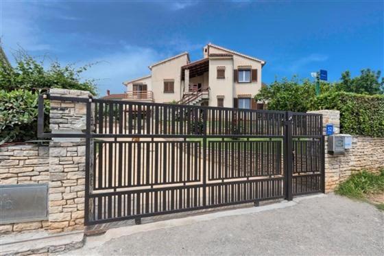 Apartment Olive Tree Medulin Exterior foto